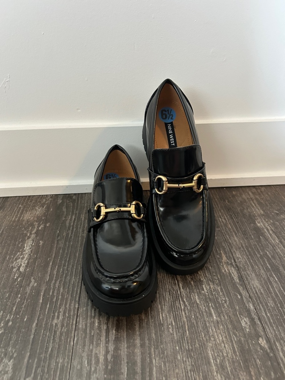 Nine West Black Patent Loafers with Gold Hardware (NEVER WORN)